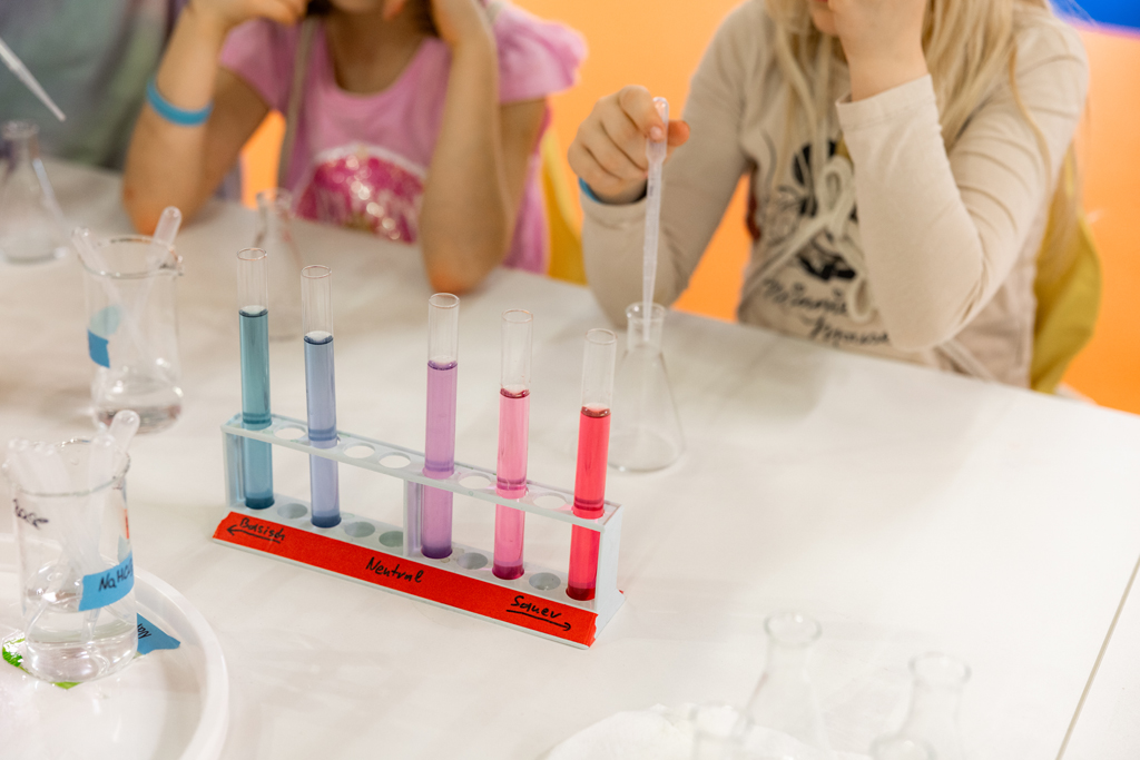 Experimente an der tunBasel